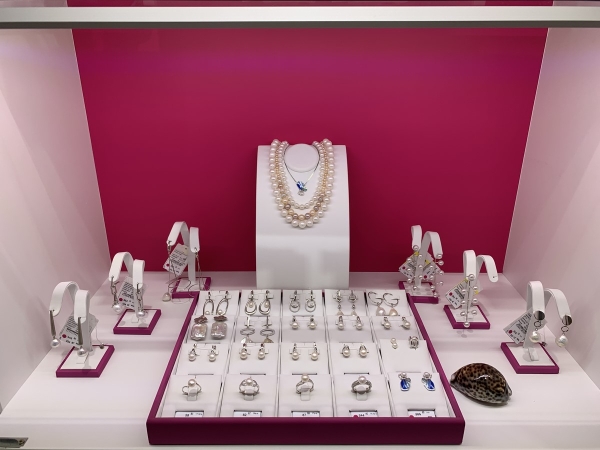 За подарками к Новому году в «Славия»! Новогодние скидки до 60% на все виды ювелирных украшений в Бресте