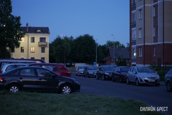 Машину продали на торгах за неуплаченный штраф: какую сумму получит бывший владелец?