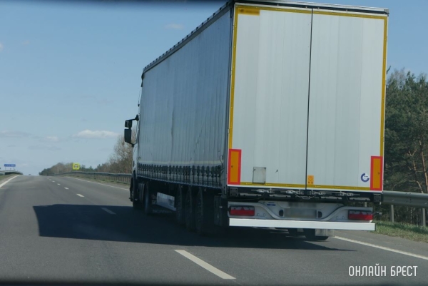 Подробности санкций: белорусские грузоперевозчики под запретом в ЕС с 16 апреля