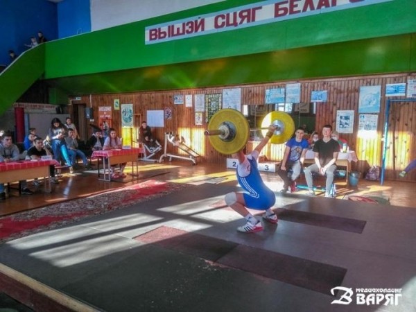 В Пинске завершились Олимпийские дни молодежи Брестской области по тяжелой атлетике