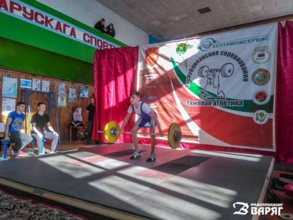 В Пинске завершились Олимпийские дни молодежи Брестской области по тяжелой атлетике