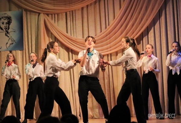 Читатель: Конкурс стихов и песен на иностранном языке «История любви» (Московский район г. Бреста)
Читатель: Конкурс стихов и песен на иностранном языке «История любви» (Московский район г. Бреста)