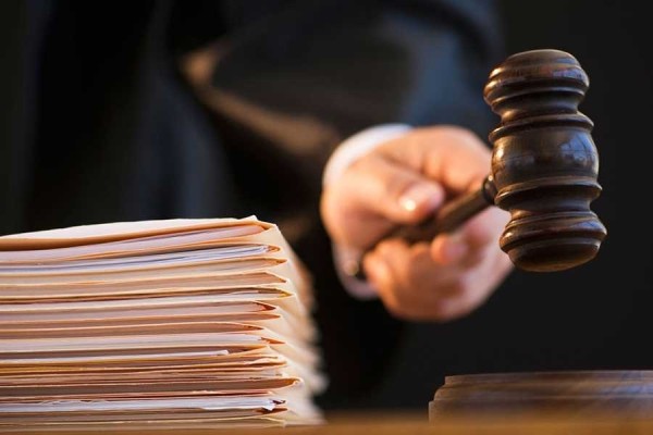 Женщина так судилась с продавцами одеял и подушек, что выиграло даже государство Женщина так судилась с продавцами одеял и подушек, что выиграло даже государство