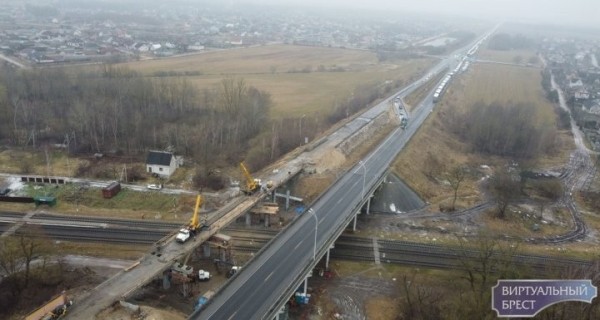 Под Брестом ремонтируют путепровод