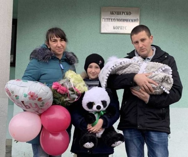 Первым ребенком, родившимся в этом году в Каменецком районе, стала девочка