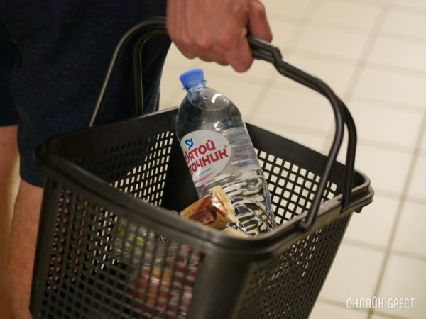 Что происходит с организмом, когда вы пьете слишком много воды?