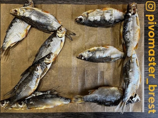 Сеть магазинов и спорт-баров «Пиво Мастер» дарит мужчинам скидку 23% на рыбку до конца месяца Сеть магазинов и спорт-баров «Пиво Мастер» дарит мужчинам скидку 23% на рыбку до конца месяца