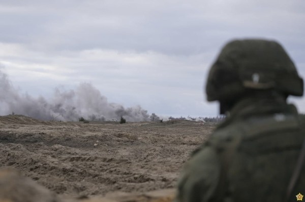 На Брестском полигоне отработали уничтожение незаконного вооруженного формирования