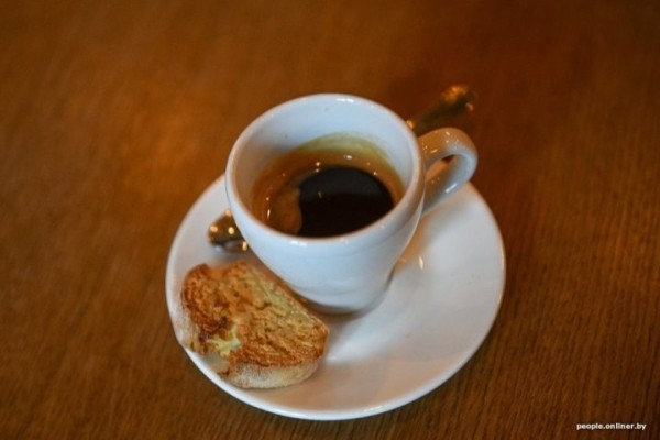 Сколько чашек кофе в день можно пить без вреда для здоровья? Ученые дали ответ Сколько чашек кофе в день можно пить без вреда для здоровья? Ученые дали ответ