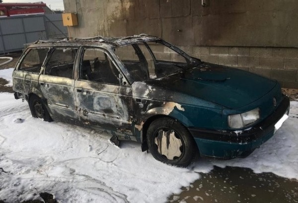 В Ивацевичах горел автомобиль В Ивацевичах горел автомобиль