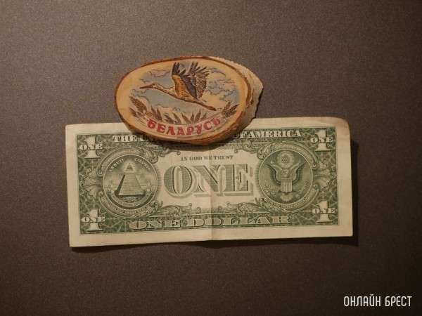 Доллар прибавляет почти 10% Доллар прибавляет почти 10%