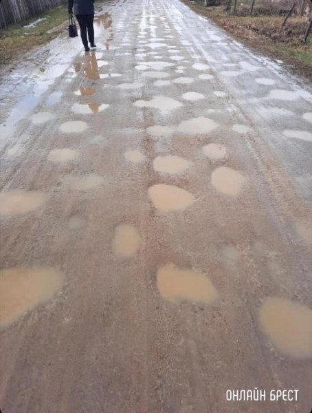 
                Читатель: Вот такая дорога находится в агрогородке Турна Большая
            