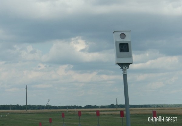 На территории Брестской области начали работу стационарные датчики измерения средней скорости движения На территории Брестской области начали работу стационарные датчики измерения средней скорости движения