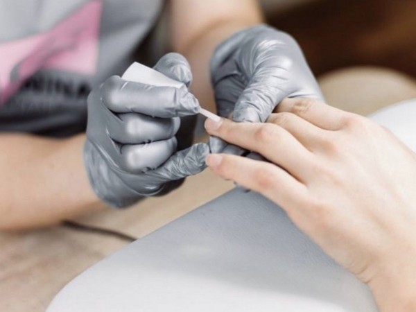 Они цены не поднимают, а дарят скидки! Студия маникюра «GANINA.NAILS» и магазин ногтевого сервиса «PTICA NAIL SHOP» в центре Бреста Они цены не поднимают, а дарят скидки! Студия маникюра «GANINA.NAILS» и магазин ногтевого сервиса «PTICA NAIL SHOP» в центре Бреста