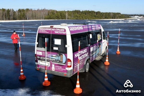 «Они же профессионалы с опытом, поэтому настроены критично». Как маршрутчиков учат безопасной езде «Они же профессионалы с опытом, поэтому настроены критично». Как маршрутчиков учат безопасной езде