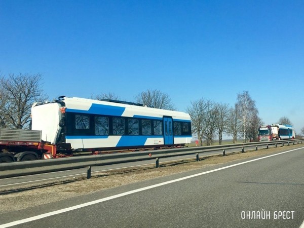 Читатель: Пару дней назад в сторону Бреста везли вагоны. Куда их потом направляют?
Читатель: Пару дней назад в сторону Бреста везли вагоны. Куда их потом направляют?