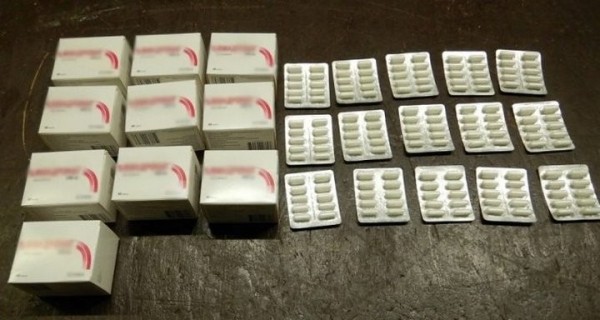 Жительница Бреста везла через границу в Польшу лекарства — ее задержали