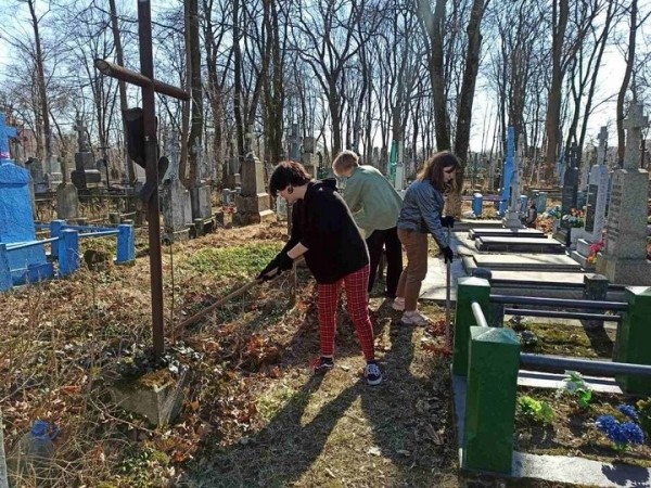 В Бресте стартовал месячник по благоустройству. Фоторепортаж