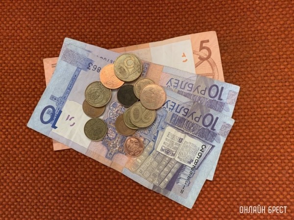 Прокуратура Бреста оштрафовала фирму за задержку работникам зарплаты