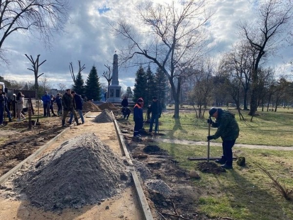 В Березе произошло серьёзное ДТП. Автомобиль оказался на боку