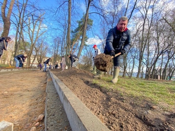 Сколько белорусы собрали денег на субботнике Сколько белорусы собрали денег на субботнике
