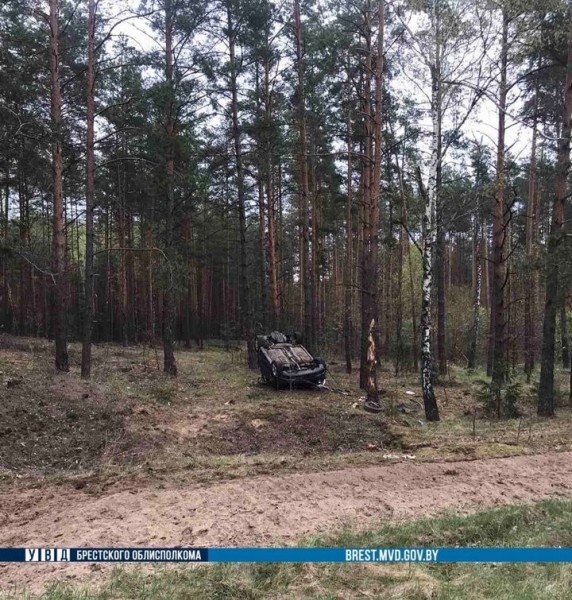 В Брестской области пьяный водитель перевернулся на Fiat