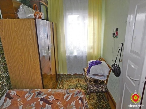 Пока жительница Иванова полола огород, вор хозяйничал в ее доме. Но «наследил» Пока жительница Иванова полола огород, вор хозяйничал в ее доме. Но «наследил»