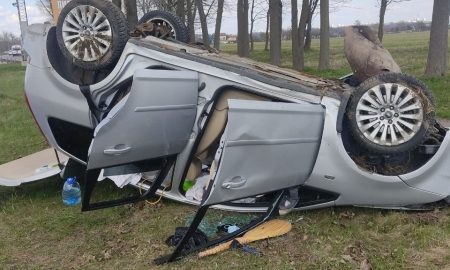 Водитель Lada создал аварийную ситуацию на Р-23 – в результате опрокинулся Ford с 5-летним ребенком