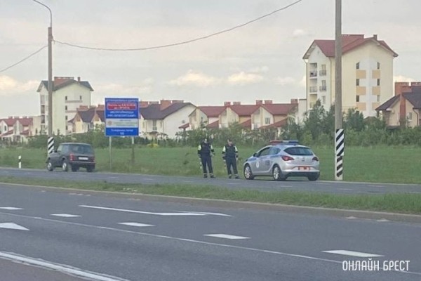 С 25 мая включите ближний свет. Иначе может быть штраф