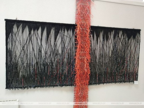 Лучшие работы белорусских художников-концептуалистов презентовали в Бресте Лучшие работы белорусских художников-концептуалистов презентовали в Бресте