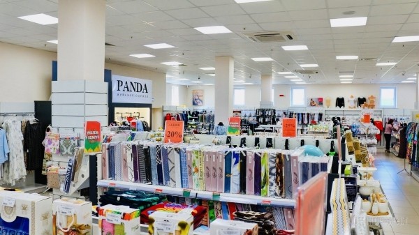 ТРИ ЭТАЖА ТОВАРОВ ДЛЯ ВСЕЙ СЕМЬИ! Детские игрушки и развлечения, канцтовары, женская, мужская, детская одежда и обувь в «Детском мире» на Советской