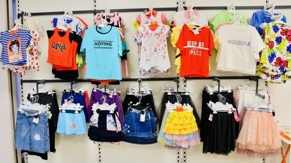 ТРИ ЭТАЖА ТОВАРОВ ДЛЯ ВСЕЙ СЕМЬИ! Детские игрушки и развлечения, канцтовары, женская, мужская, детская одежда и обувь в «Детском мире» на Советской