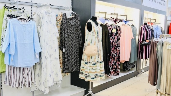 ТРИ ЭТАЖА ТОВАРОВ ДЛЯ ВСЕЙ СЕМЬИ! Детские игрушки и развлечения, канцтовары, женская, мужская, детская одежда и обувь в «Детском мире» на Советской