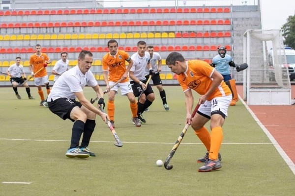 Брестский «Строитель» и ХК «Минск» обменялись победами в борьбе за чемпионство в хоккее на траве