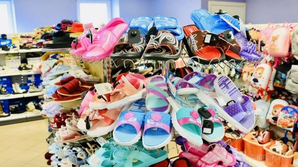 ТРИ ЭТАЖА ТОВАРОВ ДЛЯ ВСЕЙ СЕМЬИ! Детские игрушки и развлечения, канцтовары, женская, мужская, детская одежда и обувь в «Детском мире» на Советской