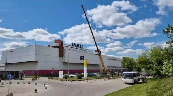 Завод Renault в Москве официально стал «Москвичом»