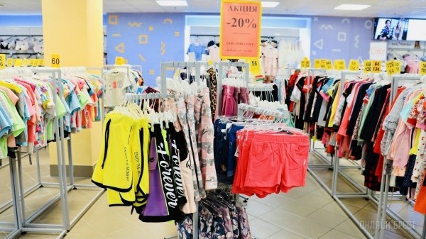 ТРИ ЭТАЖА ТОВАРОВ ДЛЯ ВСЕЙ СЕМЬИ! Детские игрушки и развлечения, канцтовары, женская, мужская, детская одежда и обувь в «Детском мире» на Советской