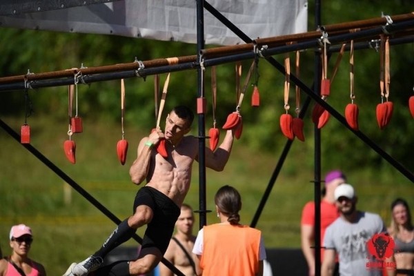 Около 1,2 тыс. человек пробегут в Бресте гонку с препятствиями Bison Race