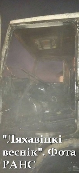 Грузовик загорелся в Ляховичах