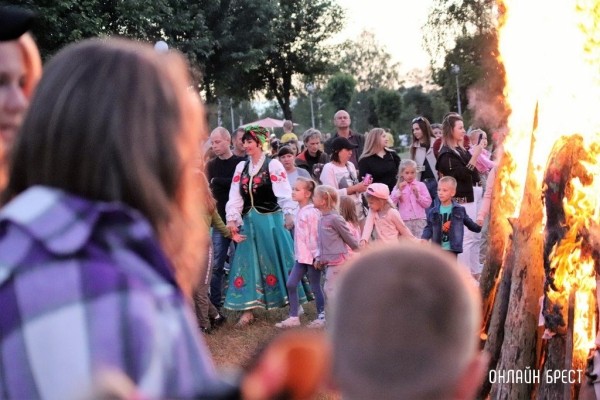 Читатель: Купалье по-малоритски
Читатель: Купалье по-малоритски