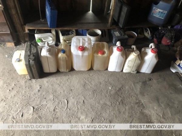 Похищали остатки топлива по окончании рабочего дня. Случай под Брестом Похищали остатки топлива по окончании рабочего дня. Случай под Брестом