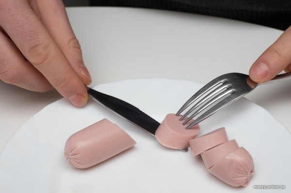 «Живем на 1100 рублей и за год отложили $9 тысяч». Бюджет молодой семьи, которая копит на квартиру