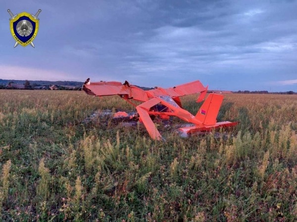 В Беларуси упал легкомоторный самолёт. Два человека погибли
