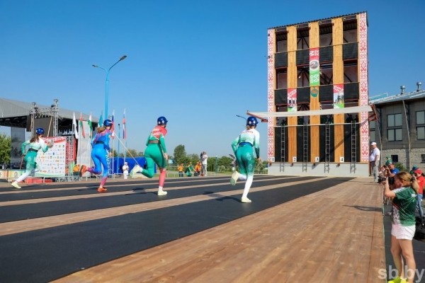 В Бресте открыли ЧМ по пожарно-спасательному спорту