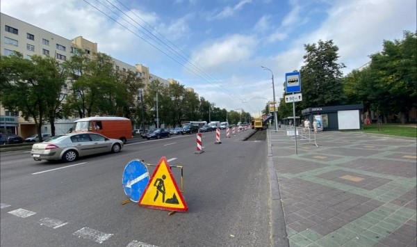 Остановку «ЦУМ» сегодня откроют, а «Проспект Машерова» закроют с двух сторон Остановку «ЦУМ» сегодня откроют, а «Проспект Машерова» закроют с двух сторон