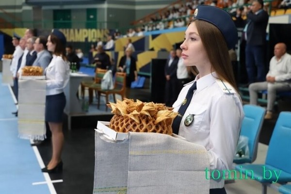 В Бресте открылся международный турнир таможенных служб по мини-футболу