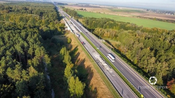 Смотрим с высоты, как идет ремонт Бульковского моста на М1
             
                Смотрим с высоты, как идет ремонт Бульковского моста на М1