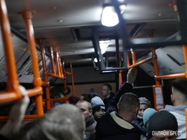 В Бресте изменяется расписание автобуса № 45 («Радуга») В Бресте изменяется расписание автобуса № 45 («Радуга»)