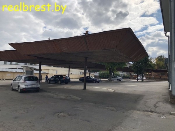 
                Парковка на месте старого автовокзала в Бресте
            