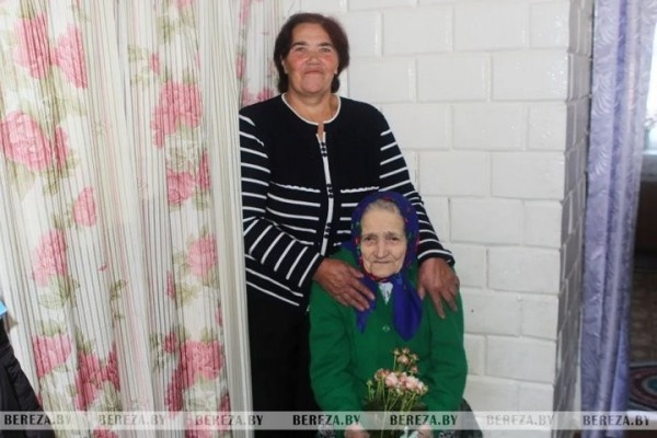 Жительница Брестской области отметила 102-й день рождения Жительница Брестской области отметила 102-й день рождения